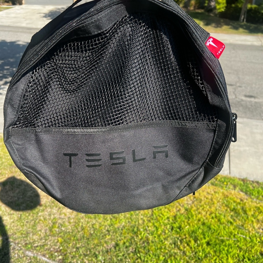 TESLA STORAGE BAG, NWOT
